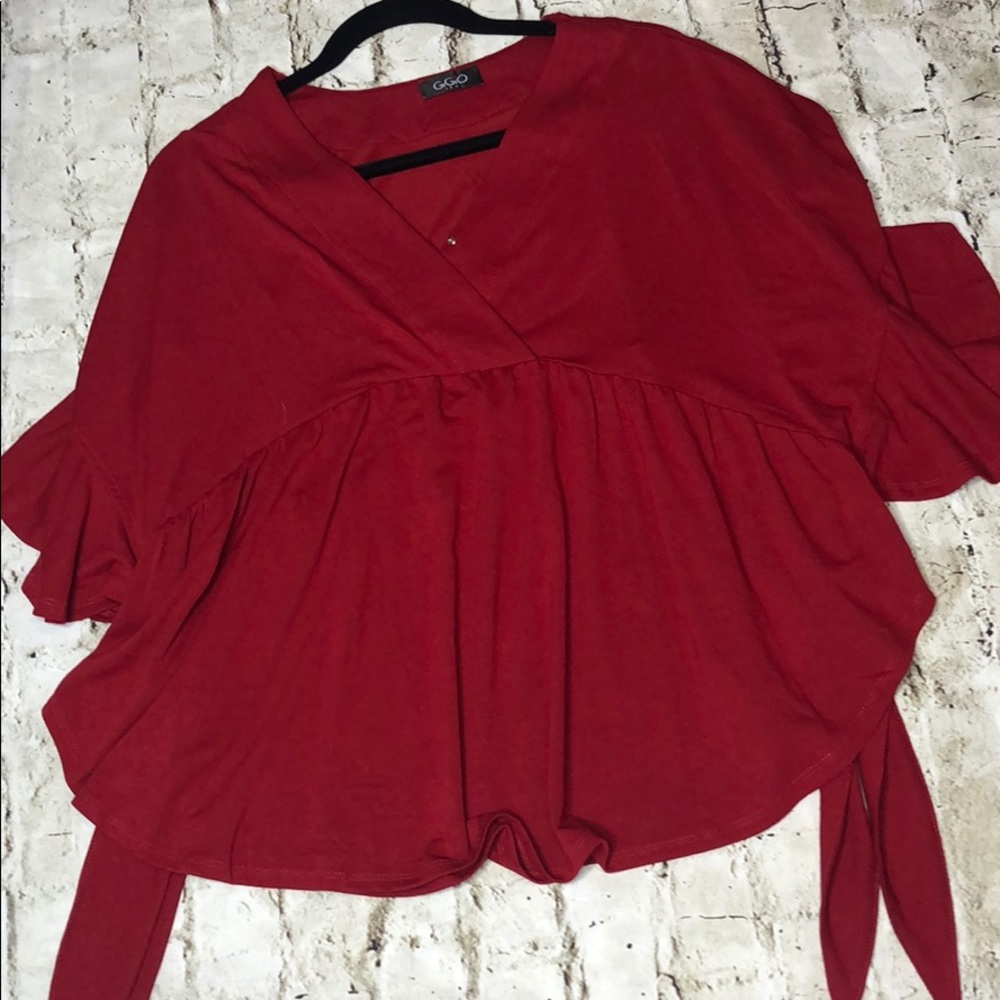 Women’s red tie around top